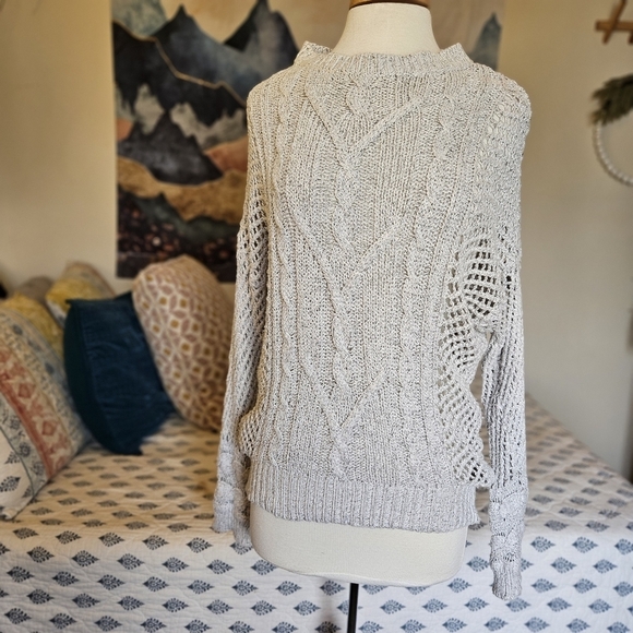 Brandy Melville Cream Gray Cable Knit Sweater One Size Italy Slouchy Cozy - Picture 5 of 10